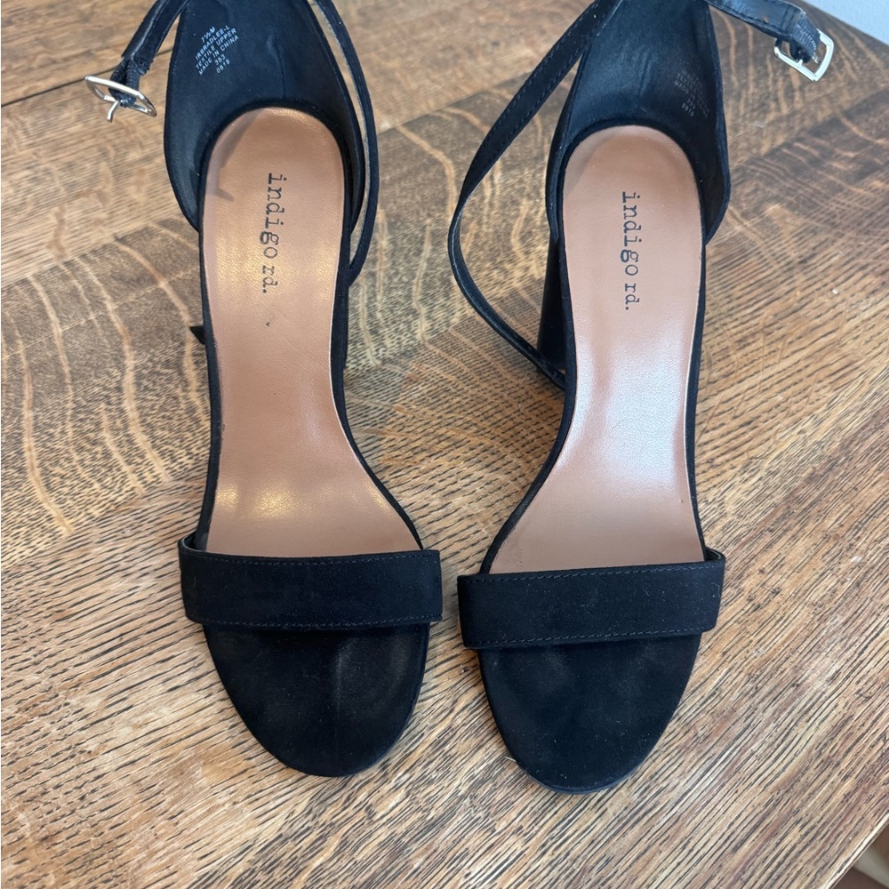 Indigo Women's Elegant Black Heels